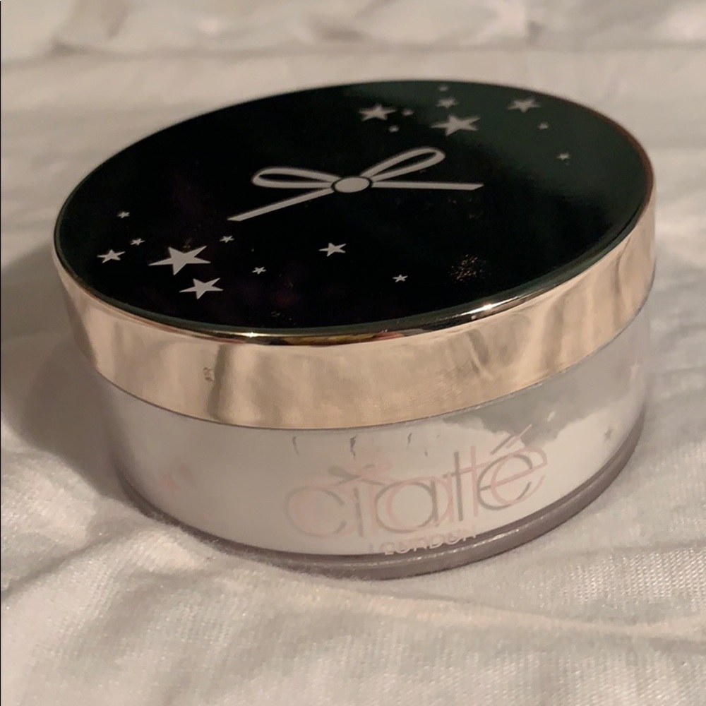Extraordinary loose translucent setting powder